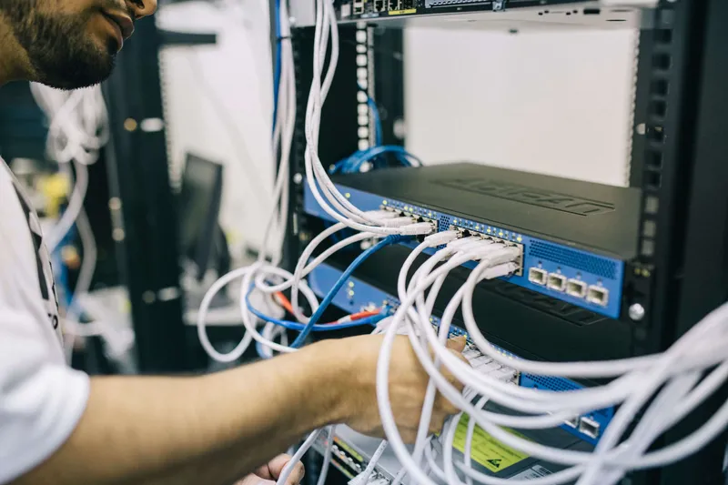 Intervention de maintenance sur une installation informatique